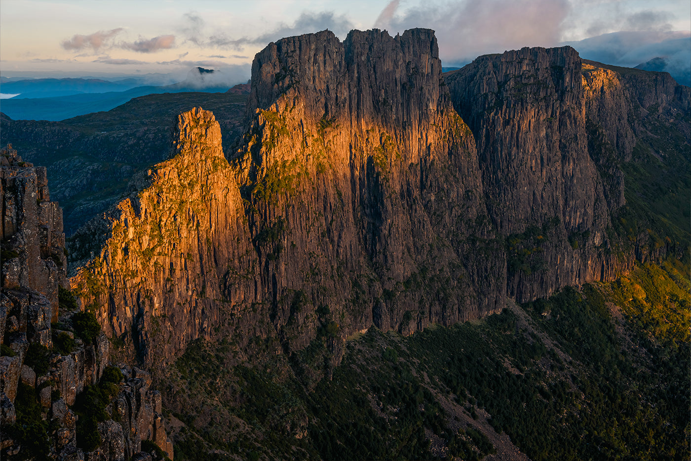 THE ACROPOLIS ADVENTURE WITH SHAUN MITTWOLLEN AND THE ELEVATE 22